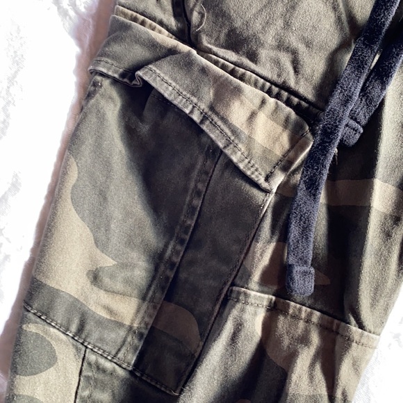 Amnesia camo cargo jogger pants - Picture 4 of 5
